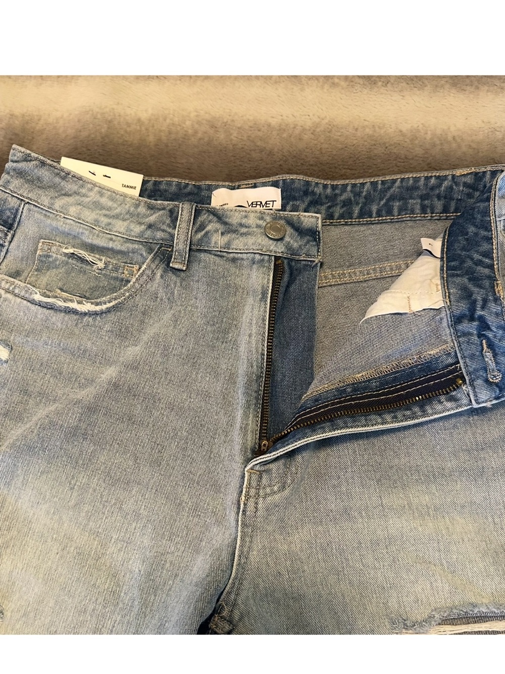 VERVET Tammie High Rise Distressed Bermuda Denim Shorts L NWT - Picture 7 of 8